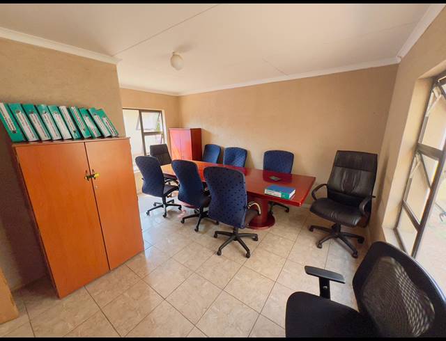 M² APARTMENT BLOCK FOR SALE IN NELSPRUIT CENTRAL